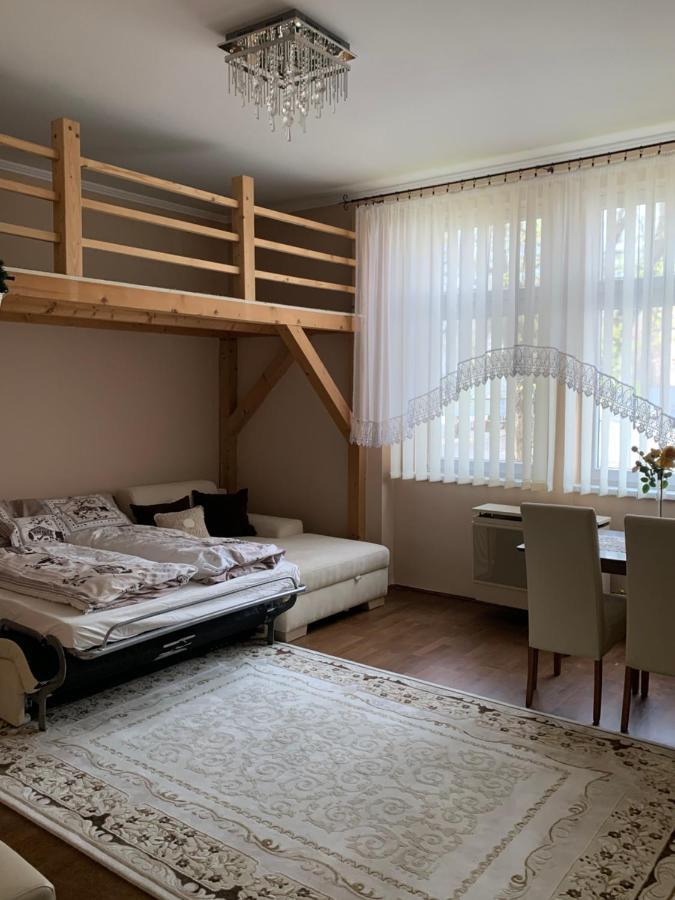 Apartament Arpadhaz Kecskemét Zewnętrze zdjęcie